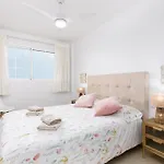 Home2book Esmeralda Beach, Resid Playa Paraiso *